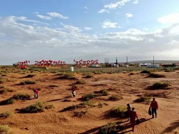 華北(běi)巴彥油田打(da)出内蒙古西(xi)部最深水平(píng)井